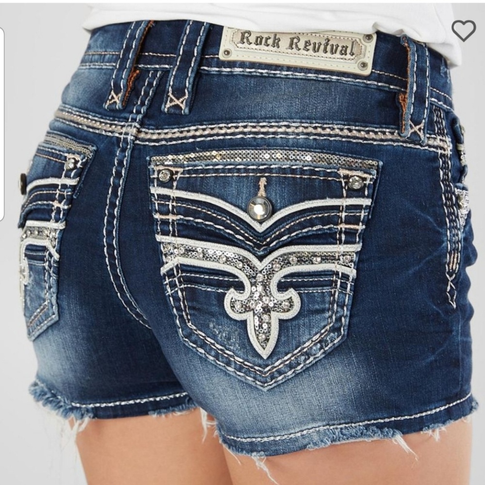 Nwot...Rock revival Eilis Easy Stretch Short